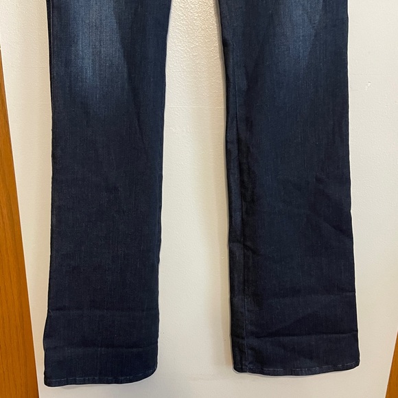 7 For All Mankind A Pocket Flare Leg Jeans - Picture 5 of 8